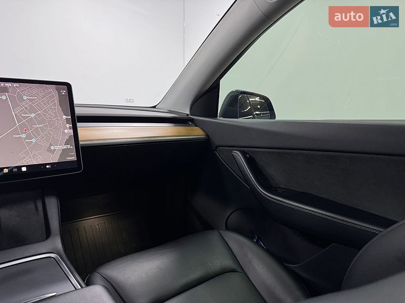 Внедорожник / Кроссовер Tesla Model Y 2021 в Одессе