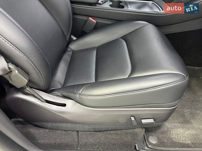 Внедорожник / Кроссовер Tesla Model Y 2021 в Одессе