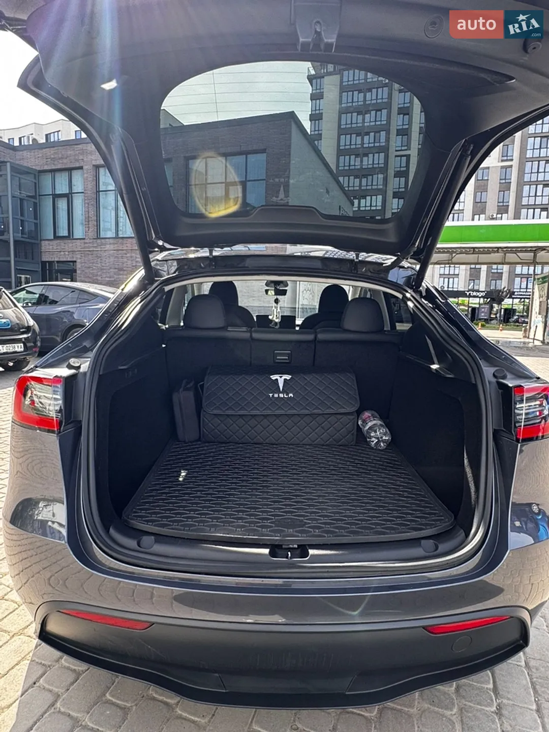 2023 Tesla Model Y - мініатюра 15