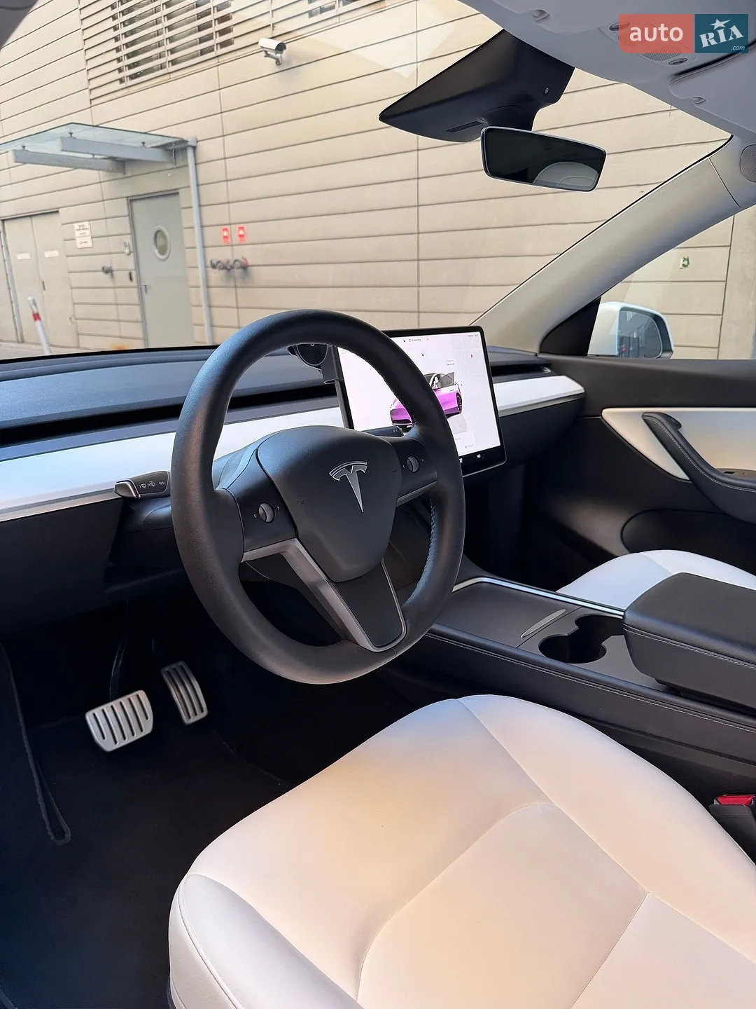 2022 Tesla Model Y - мініатюра 12