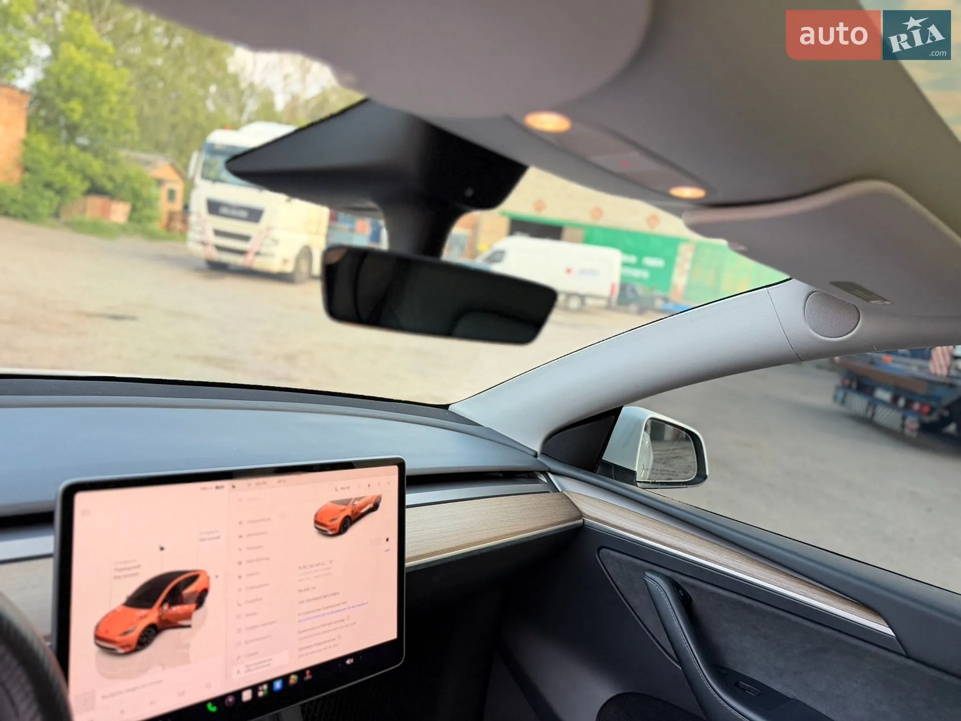 2022 Tesla Model Y - мініатюра 23