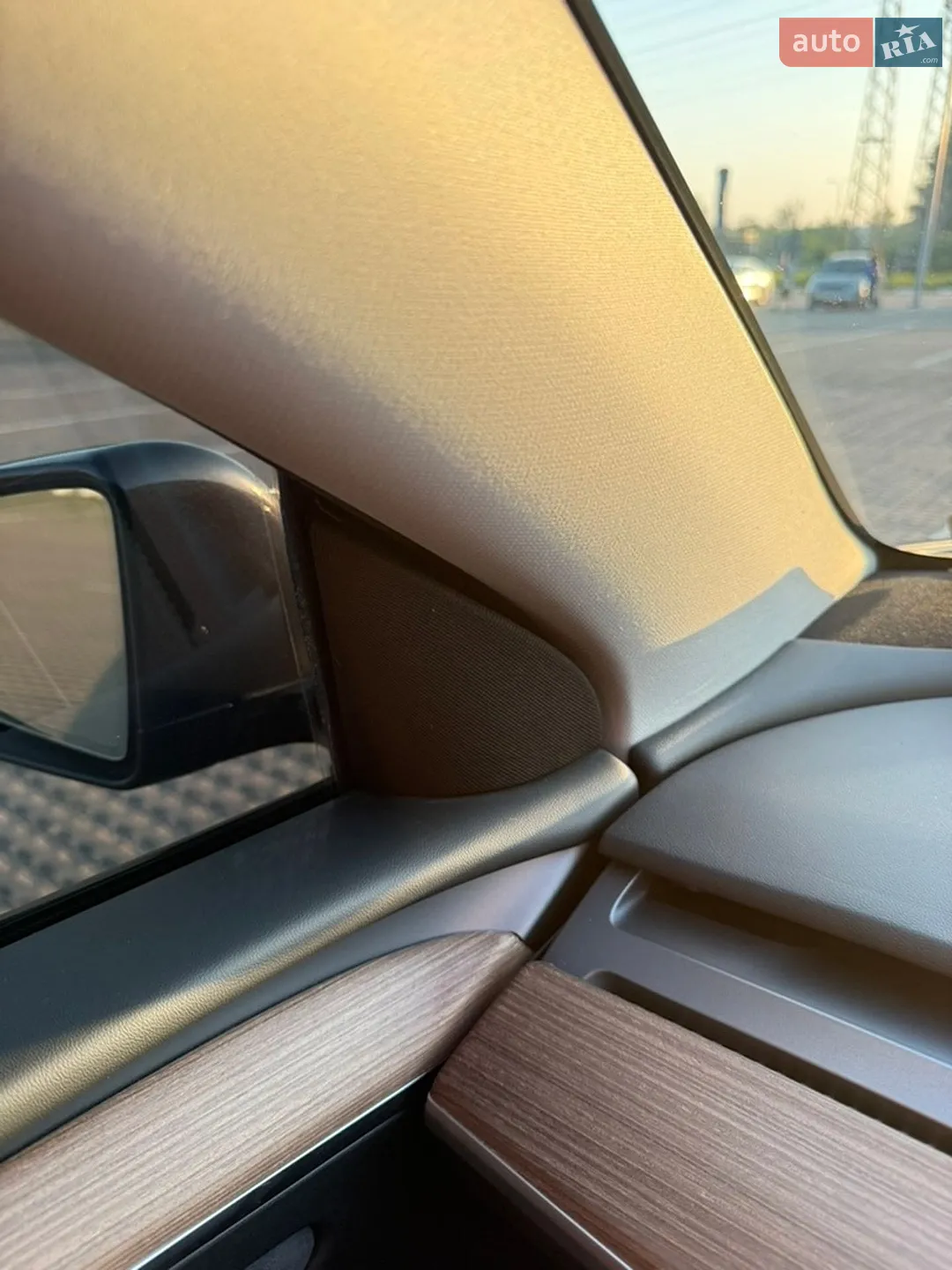 2025 Tesla Model Y - мініатюра 51