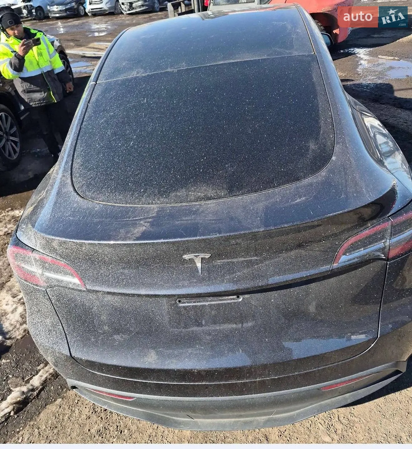 2025 Tesla Model Y - мініатюра 5