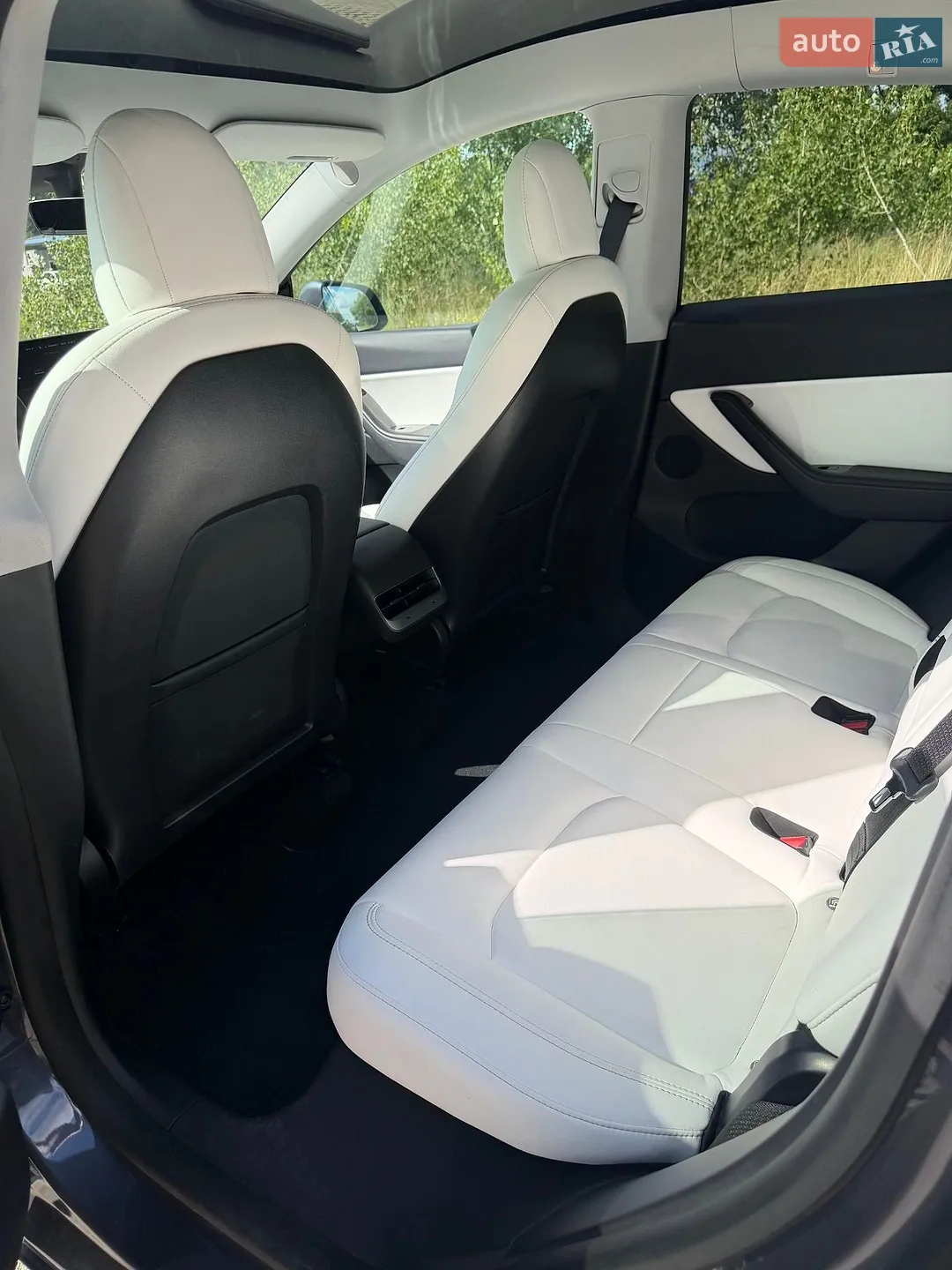 2020 Tesla Model Y - мініатюра 14
