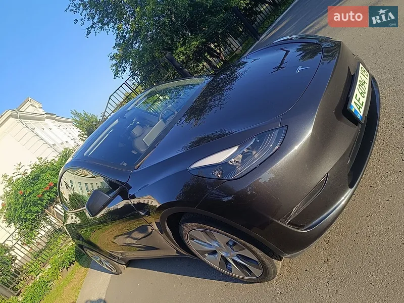 Tesla Model Y 2024 VIN 7SAYGDED1RF053597 фото оголошення 13 з 66
