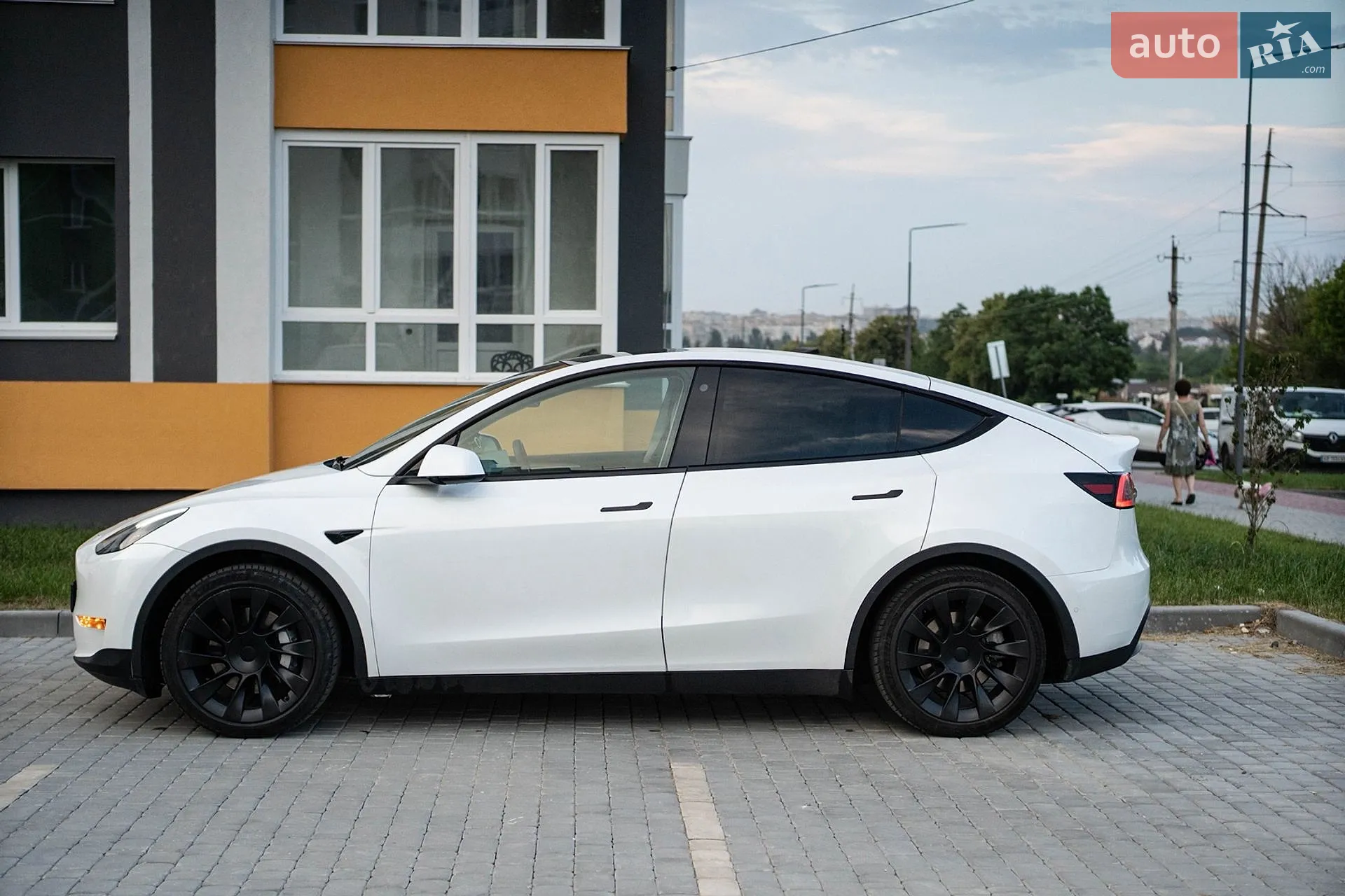 2021 Tesla Model Y - мініатюра 16