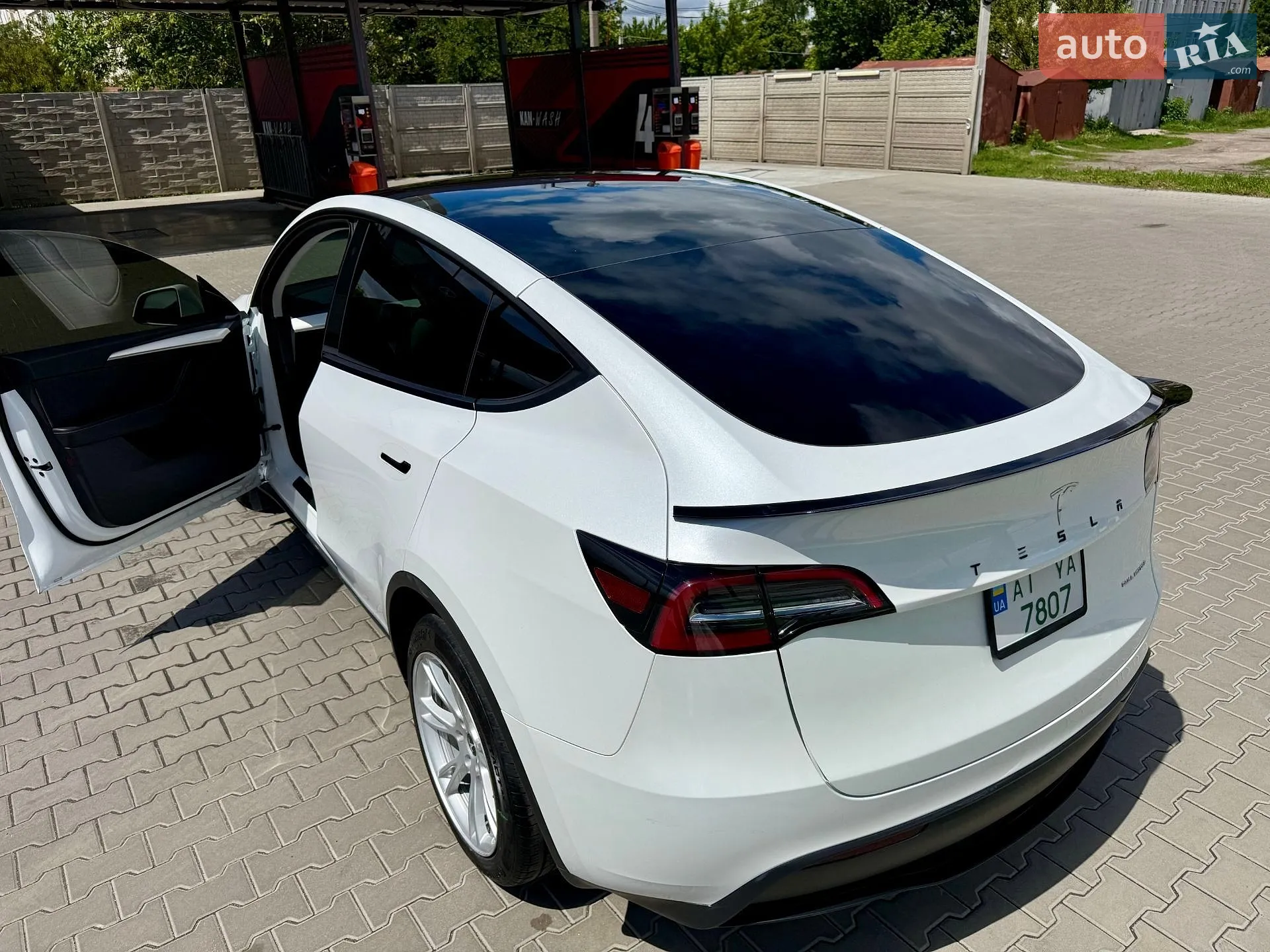 2022 Tesla Model Y - мініатюра 13