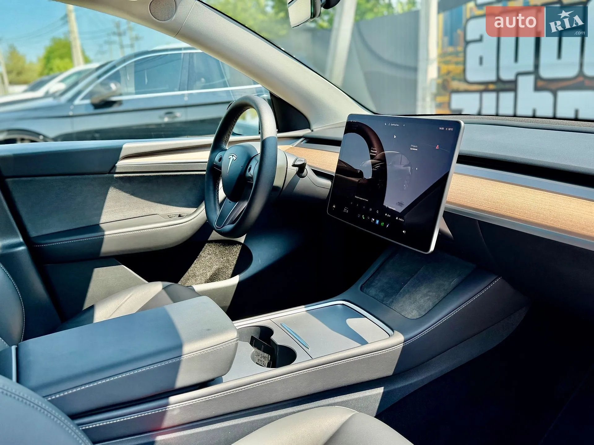 2024 Tesla Model Y - мініатюра 20