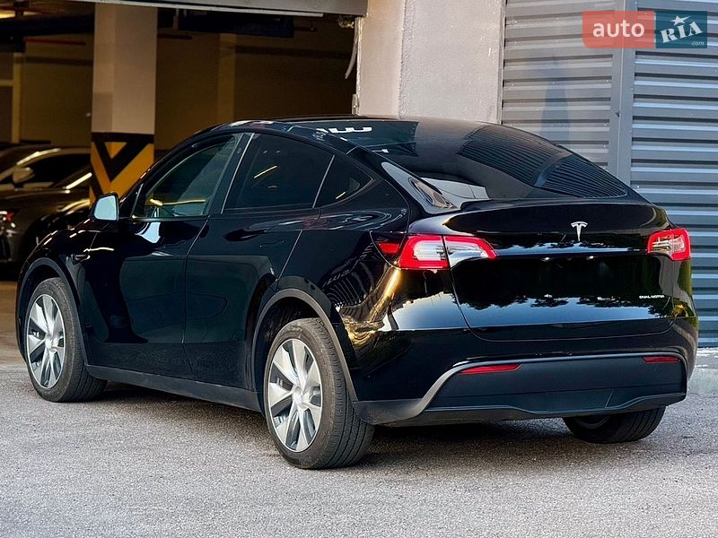 Позашляховик / Кросовер Tesla Model Y 2023 в Харкові фото 7 Позашляховик / Кросовер Tesla Model Y 2023 в Харкові