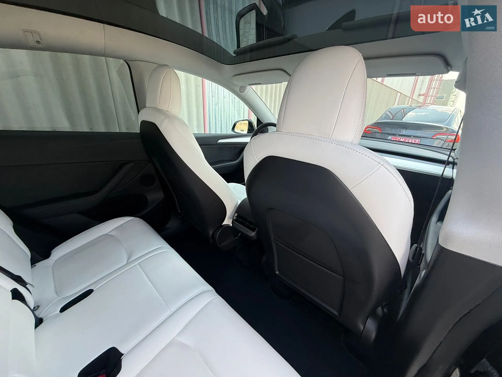 2023 Tesla Model Y - мініатюра 16