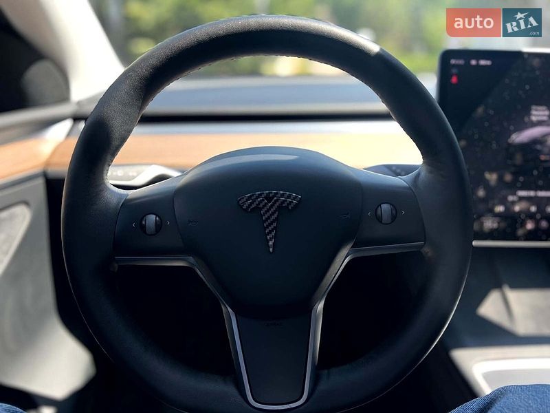 Позашляховик / Кросовер Tesla Model Y 2022 в Києві