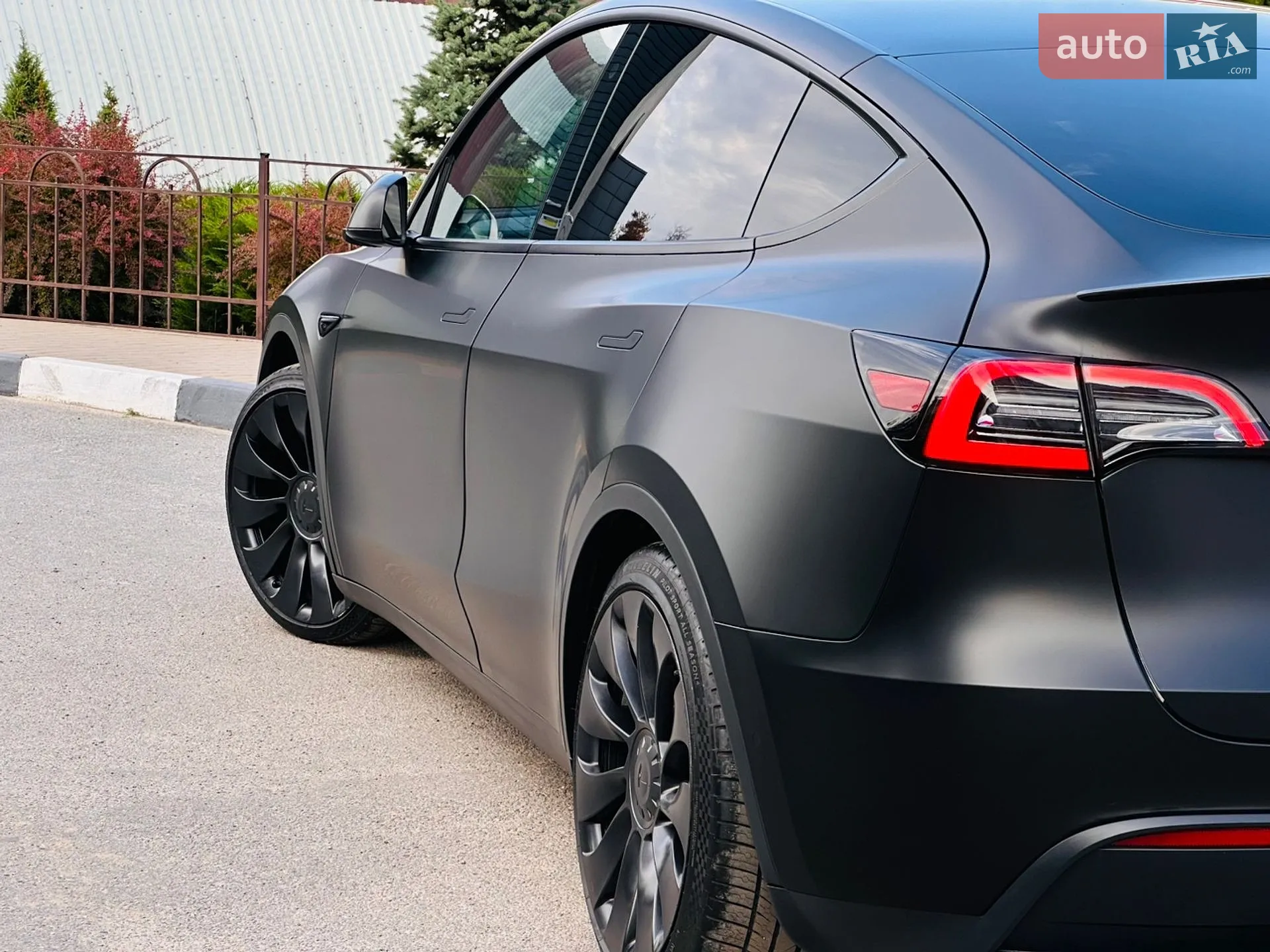 2022 Tesla Model Y - мініатюра 5
