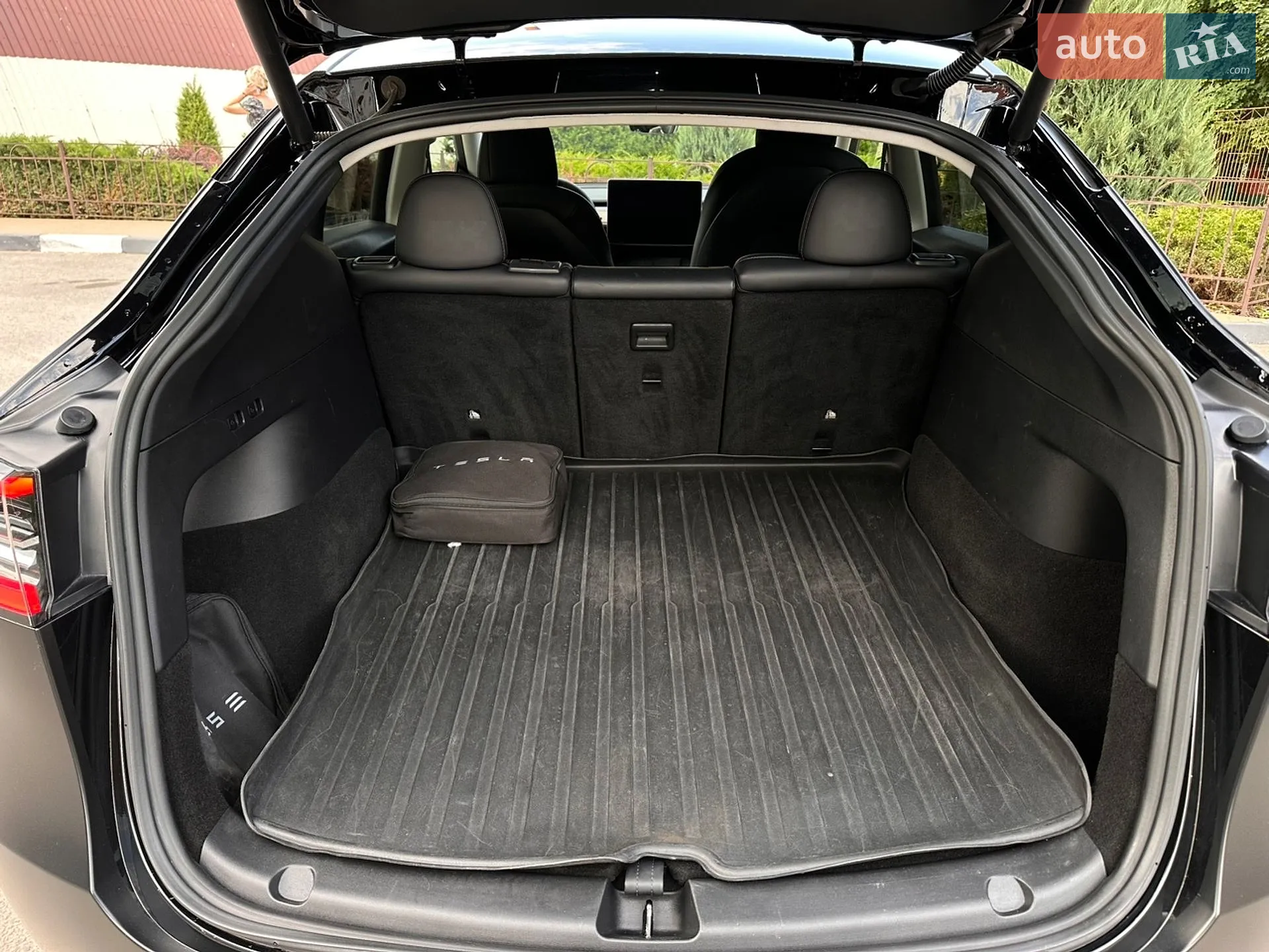 2022 Tesla Model Y - мініатюра 20