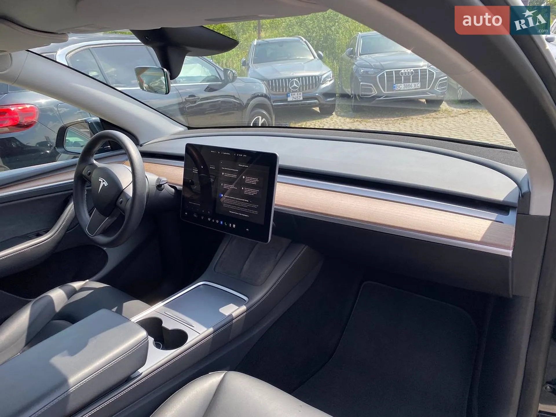 2024 Tesla Model Y - мініатюра 8
