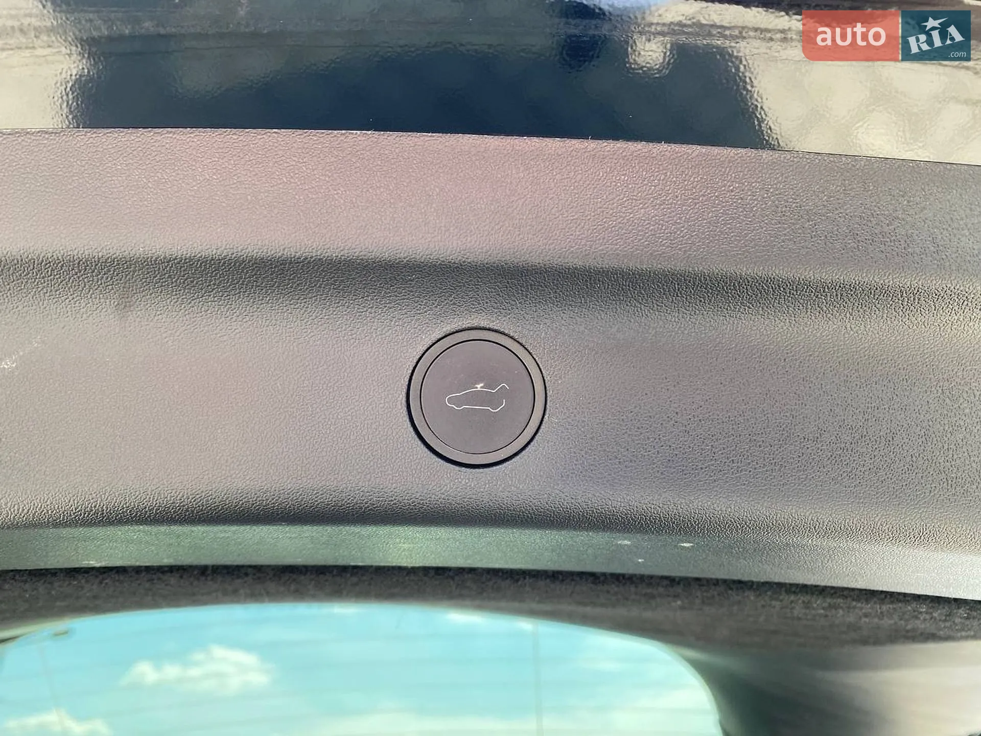 2024 Tesla Model Y - мініатюра 22