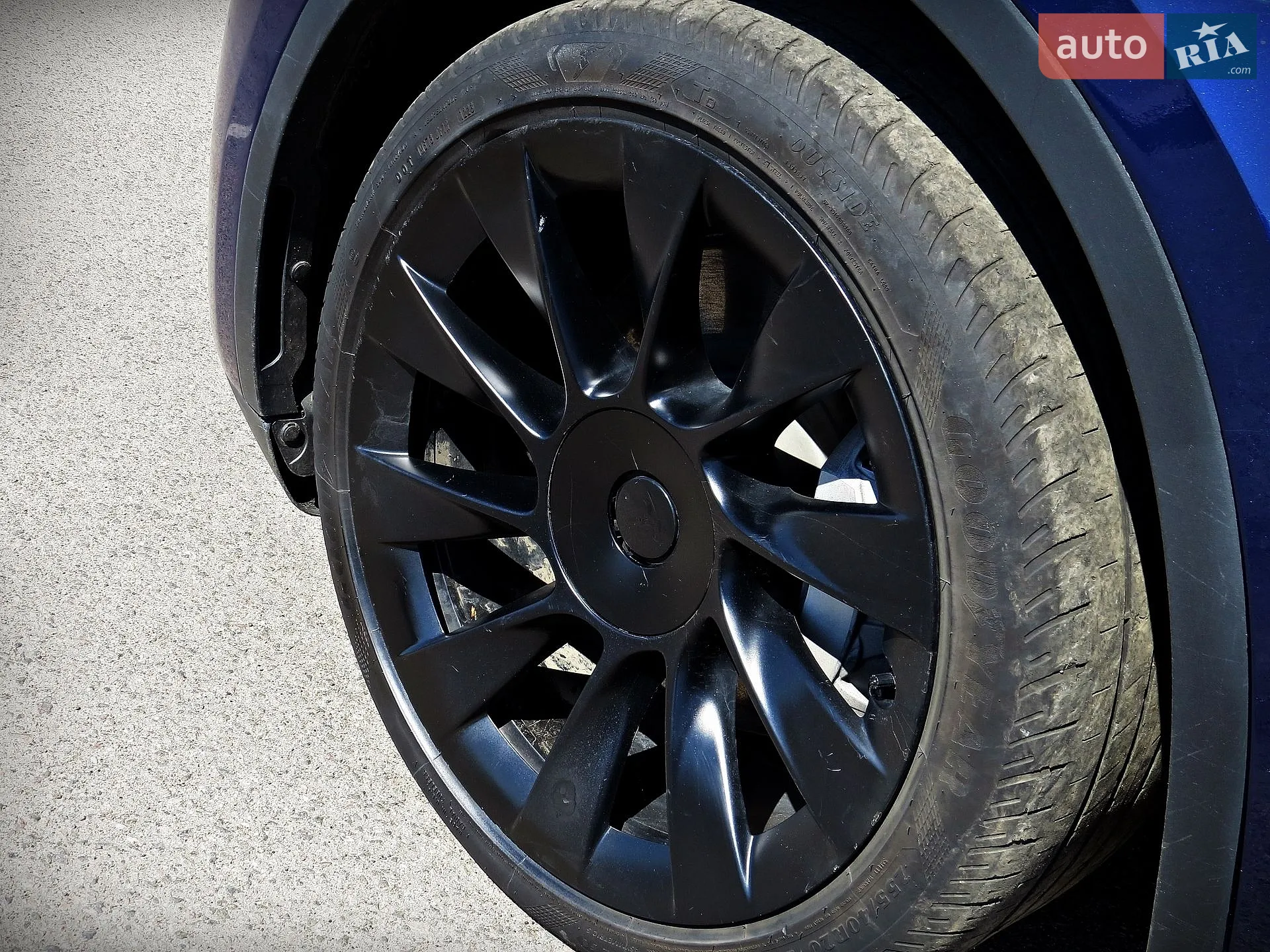 2023 Tesla Model Y - мініатюра 5