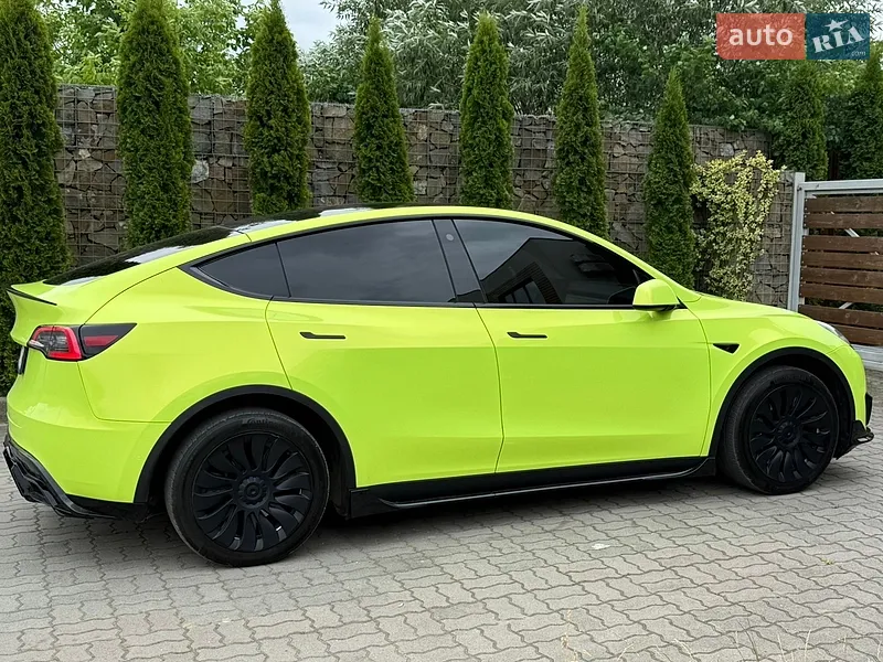 Tesla Model Y 2022 VIN 7SAYGDEE7NF574617 фото оголошення 53 з 116