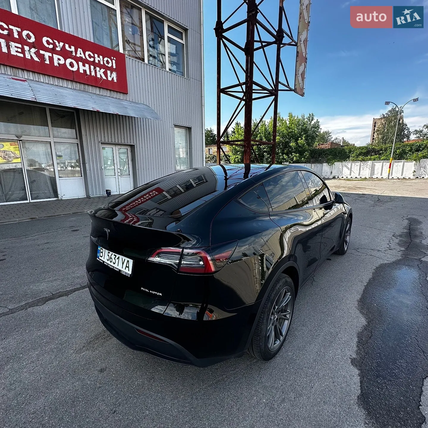 2023 Tesla Model Y - мініатюра 8