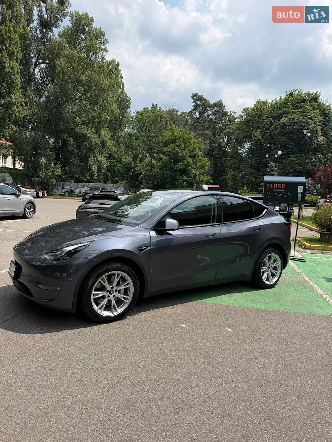 2023 Tesla Model Y - мініатюра 5