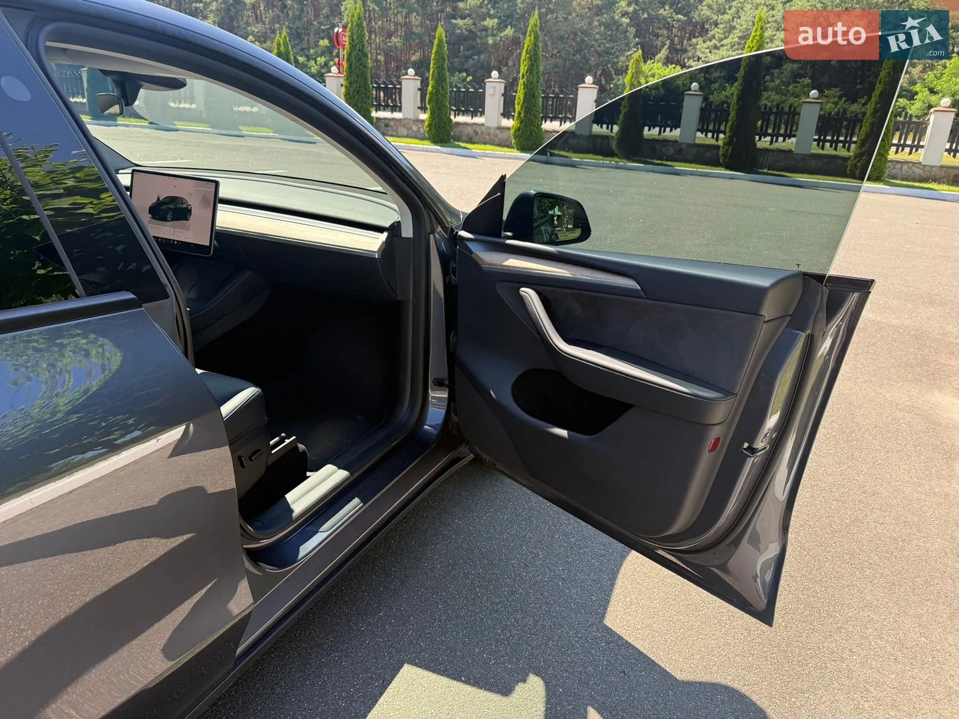 2023 Tesla Model Y - мініатюра 18