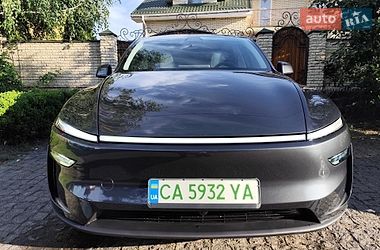 Позашляховик / Кросовер Tesla Model Y 2025 в Черкасах