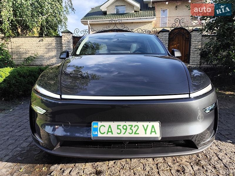 Позашляховик / Кросовер Tesla Model Y 2025 в Черкасах