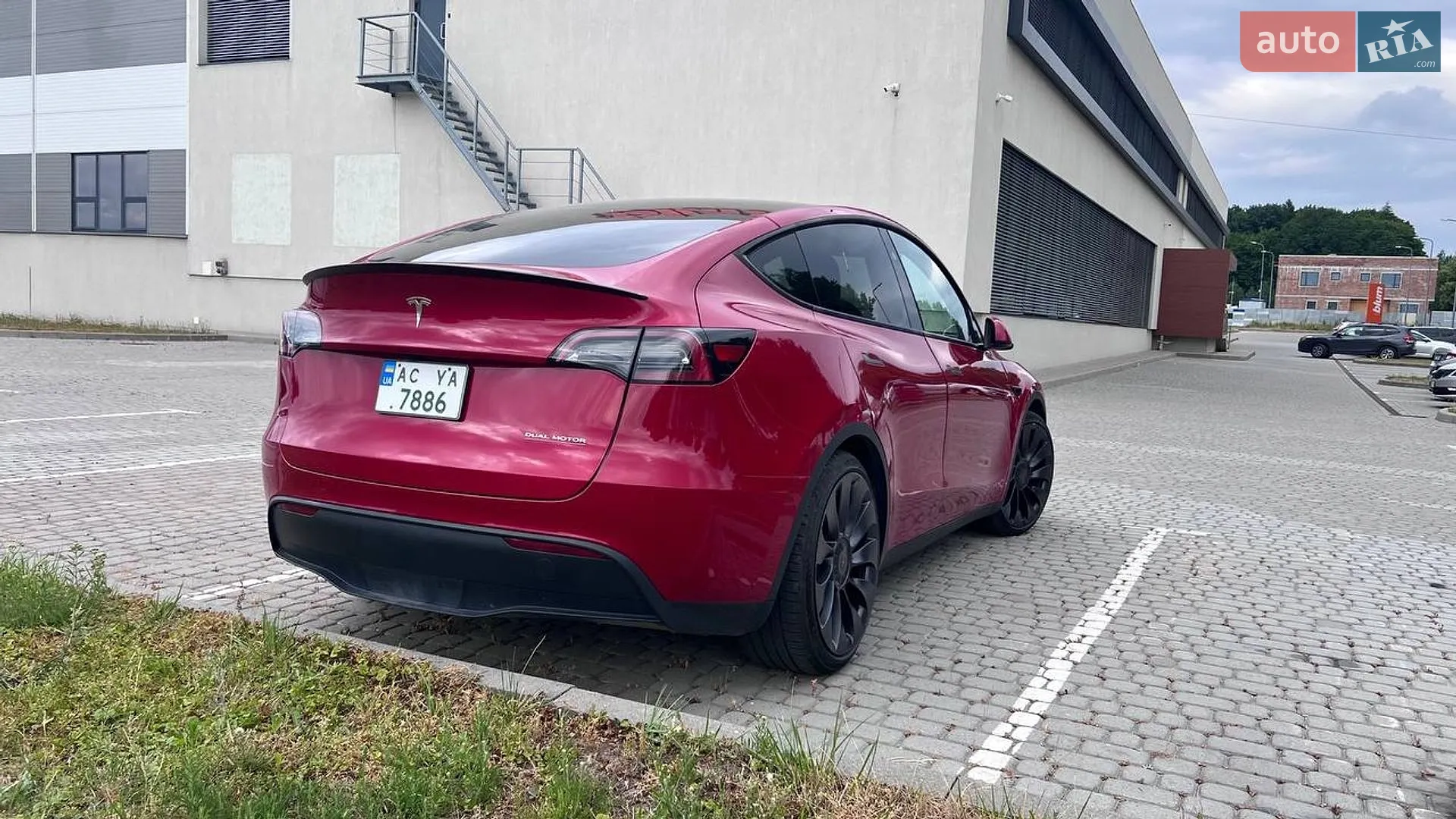 2023 Tesla Model Y - мініатюра 17