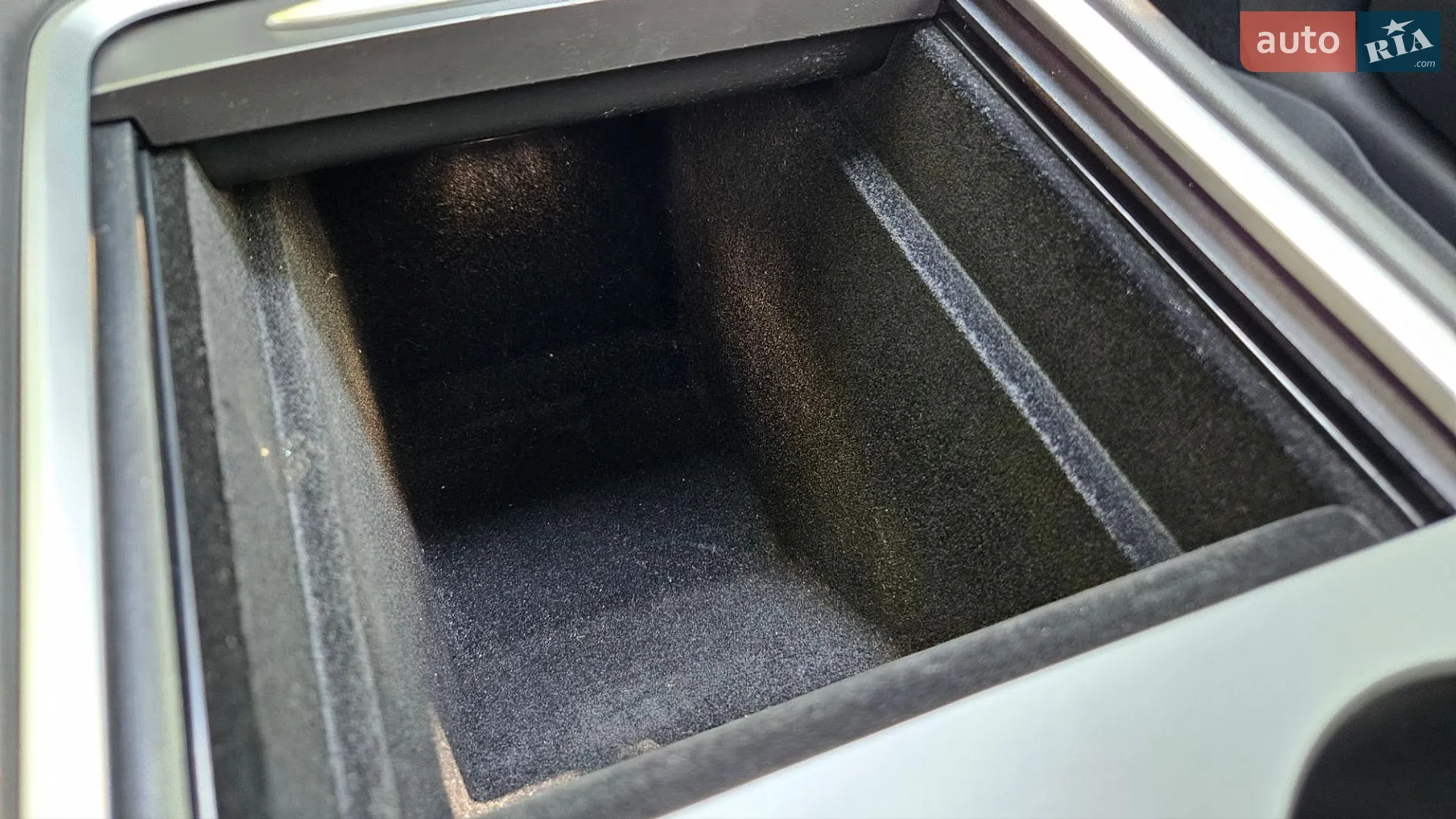2024 Tesla Model Y - мініатюра 45