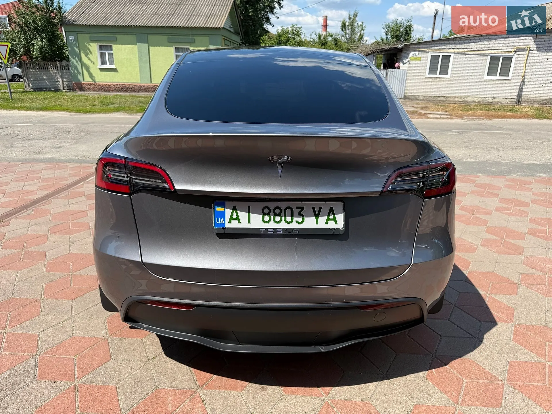 2024 Tesla Model Y - мініатюра 5