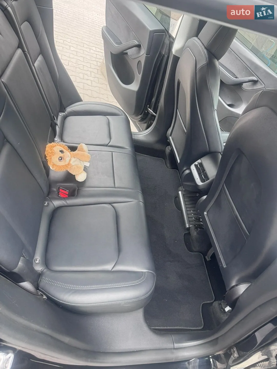 2022 Tesla Model Y - мініатюра 13