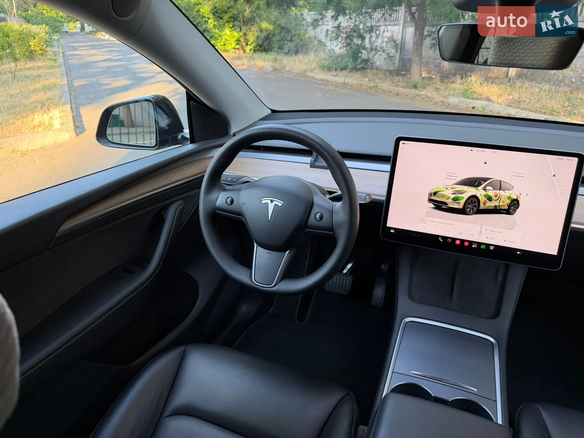 2024 Tesla Model Y - мініатюра 24