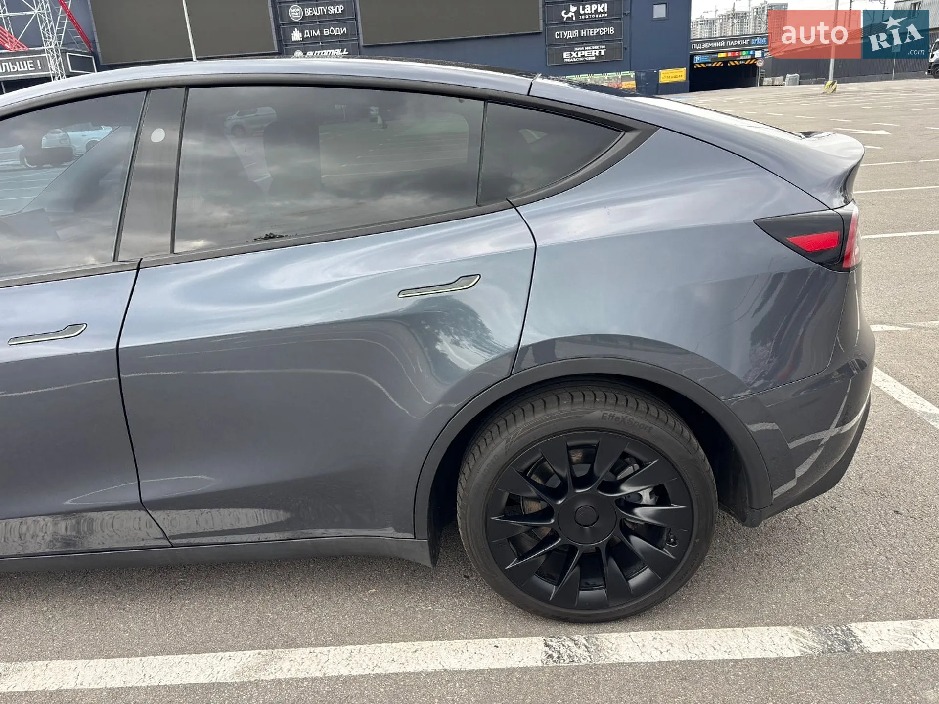 2023 Tesla Model Y - мініатюра 11