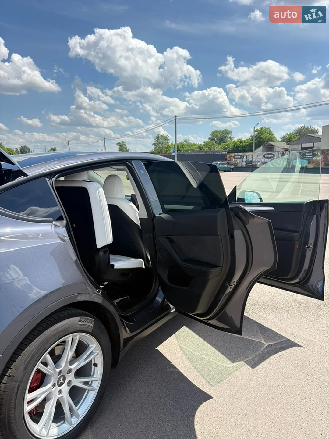 2023 Tesla Model Y - мініатюра 15