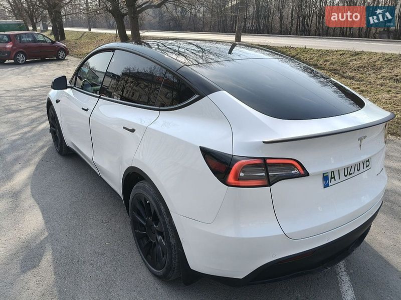 Позашляховик / Кросовер Tesla Model Y 2022 в Івано-Франківську