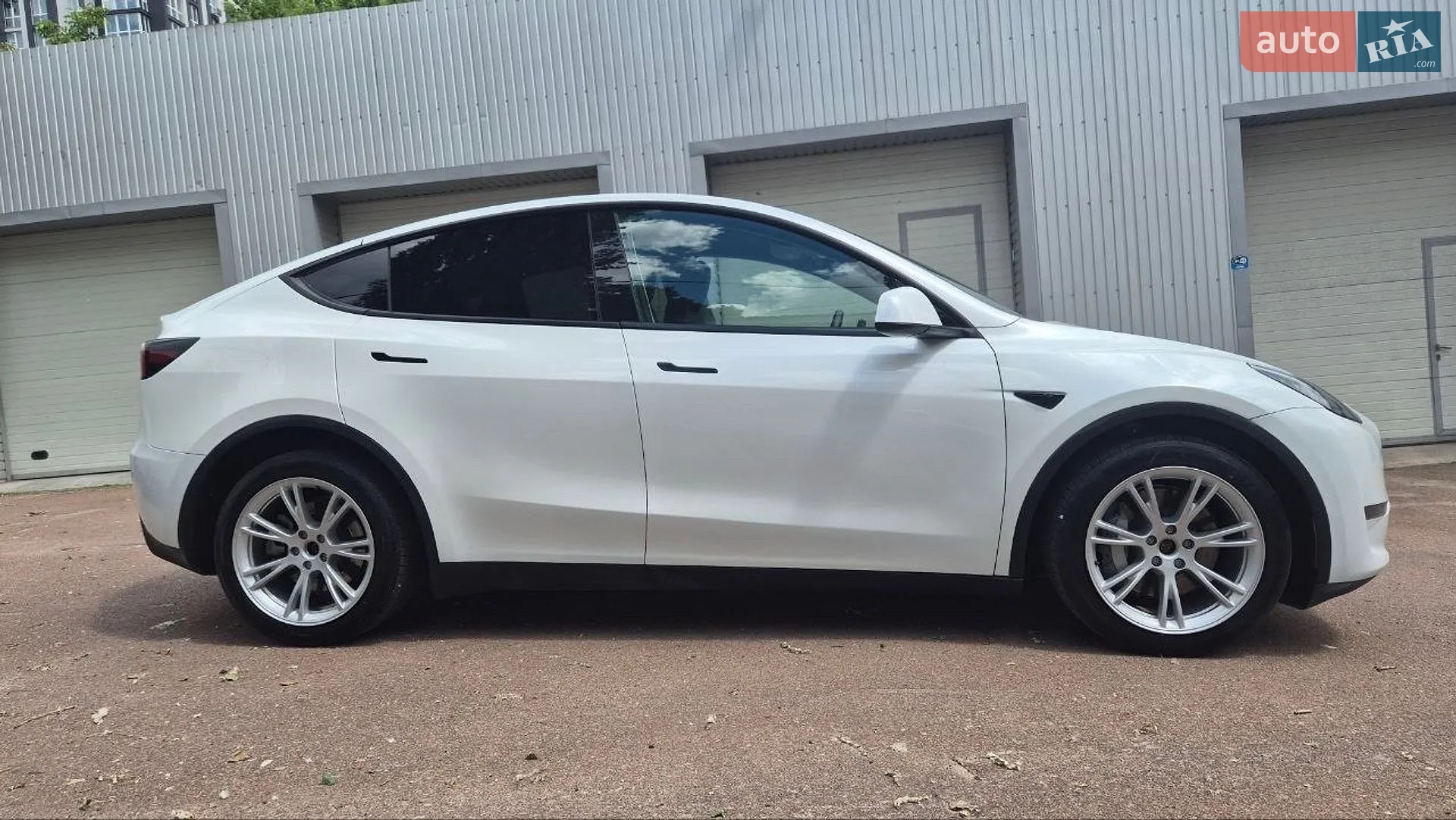 2023 Tesla Model Y - мініатюра 4