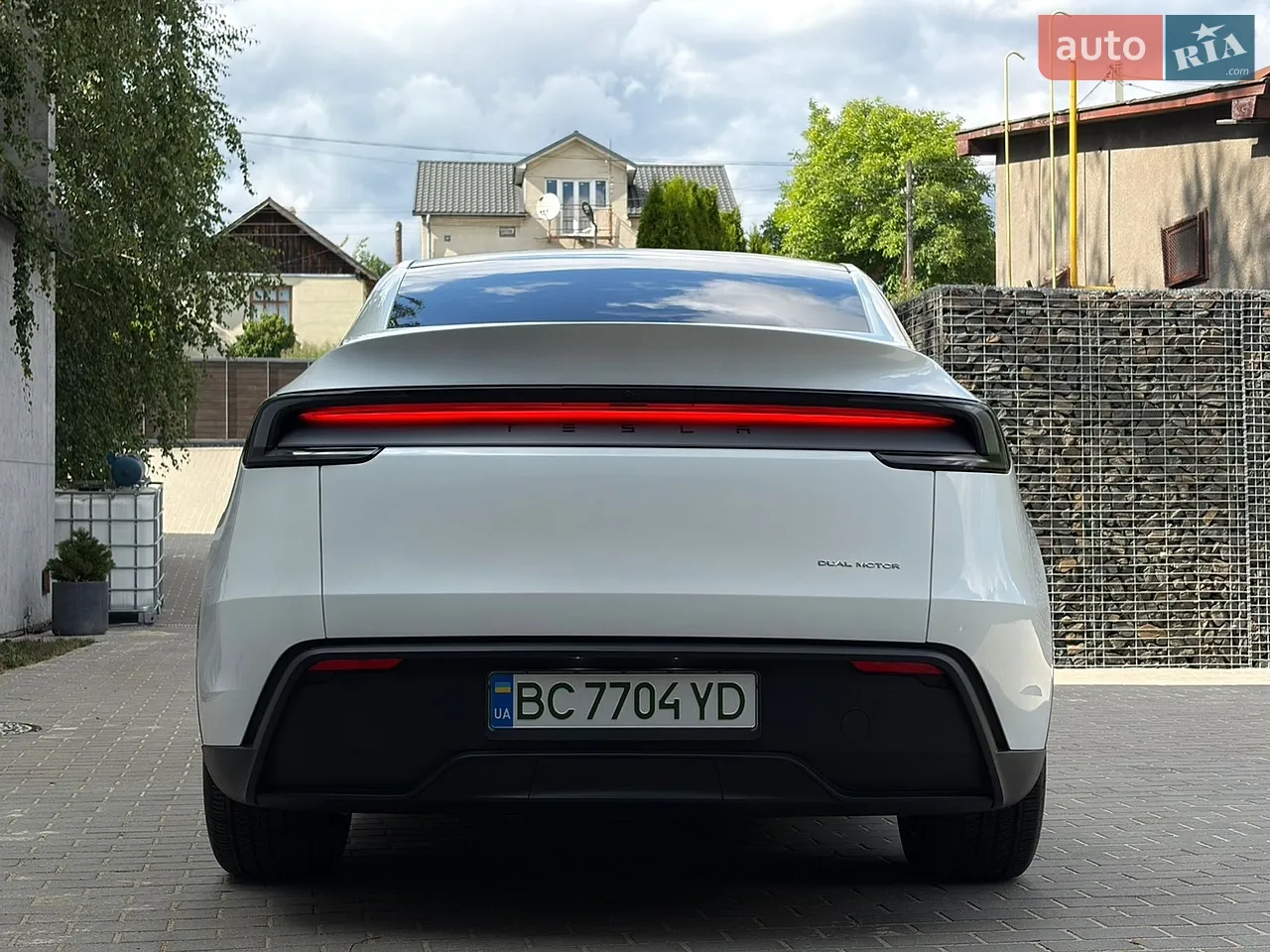 2024 Tesla Model Y - мініатюра 15