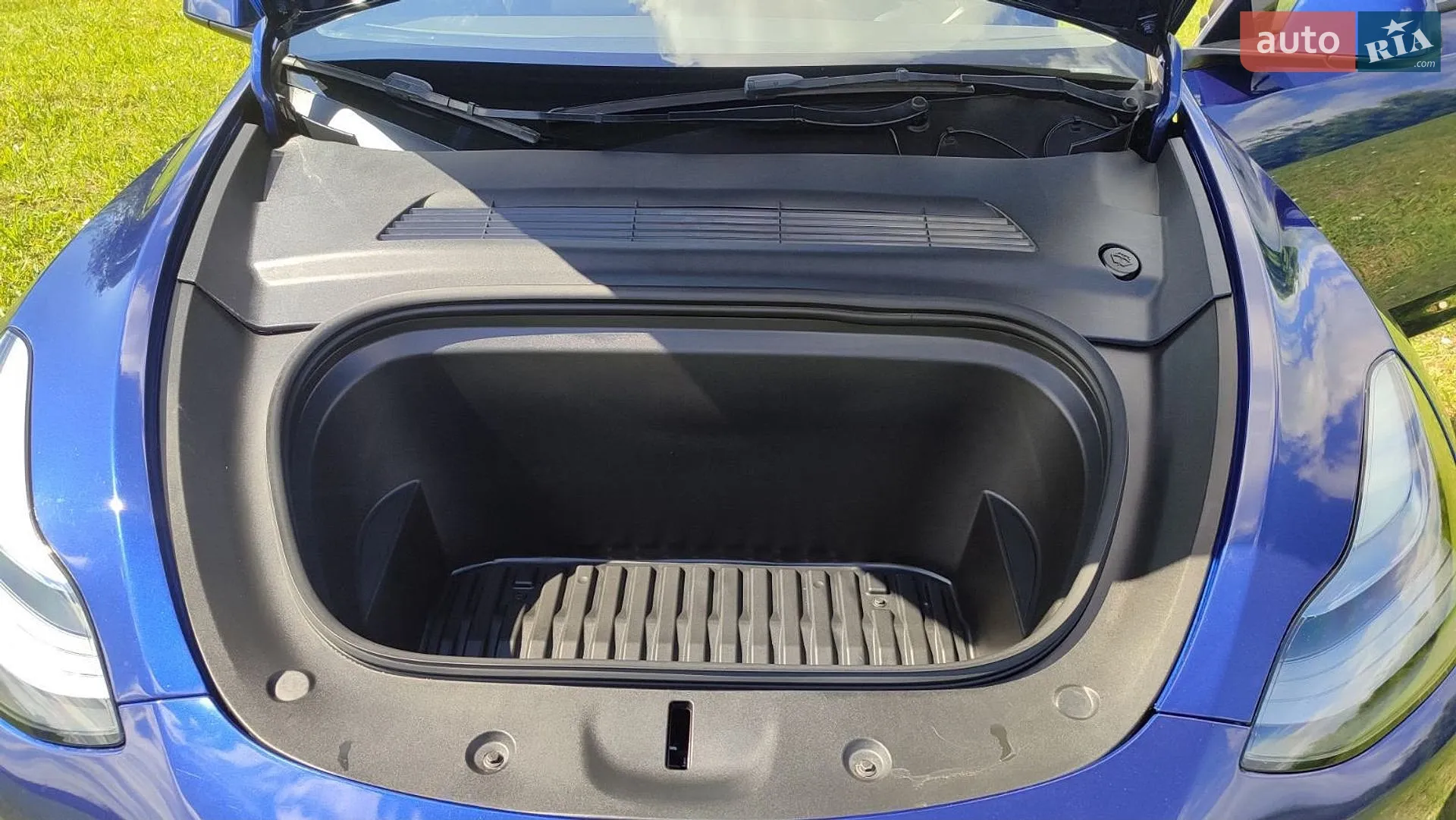 2023 Tesla Model Y - мініатюра 8