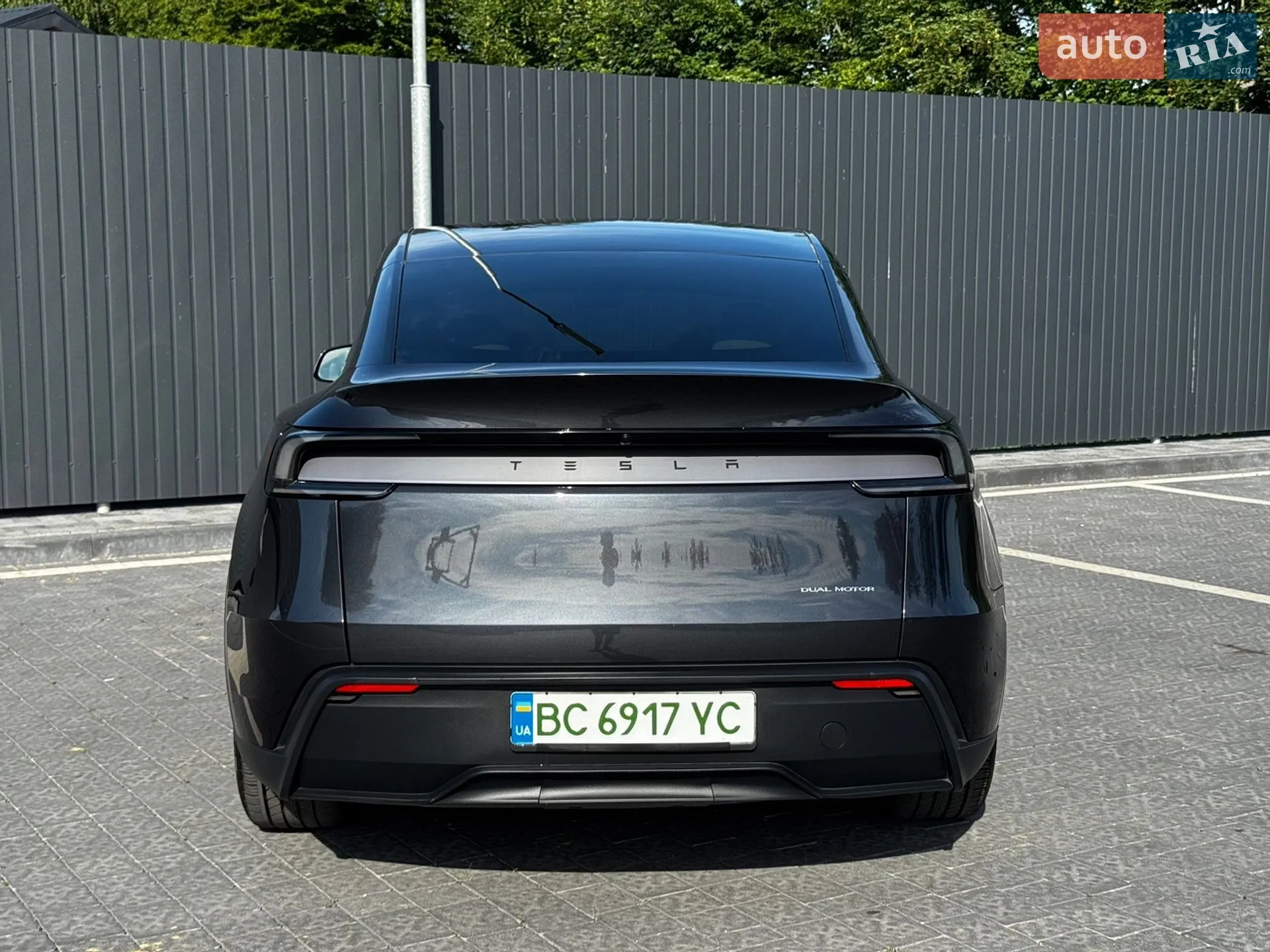 2025 Tesla Model Y - мініатюра 7