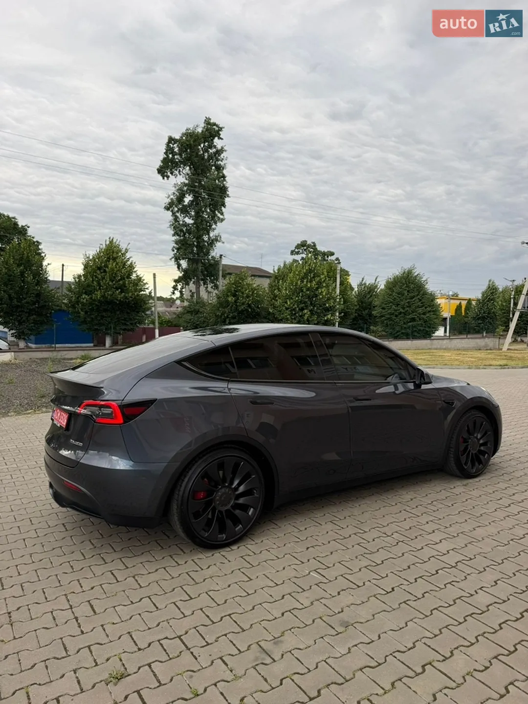 2022 Tesla Model Y - мініатюра 10