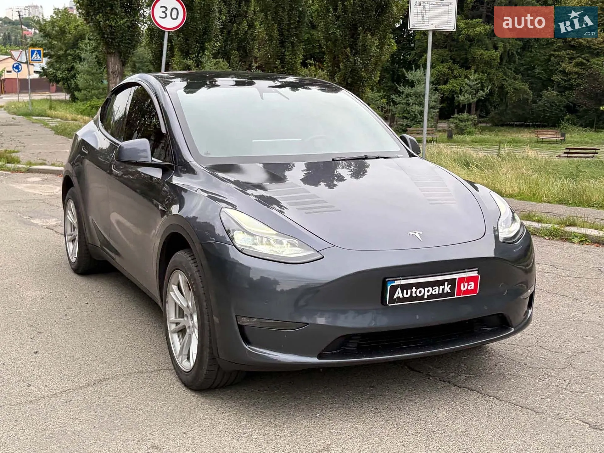2021 Tesla Model Y - мініатюра 3