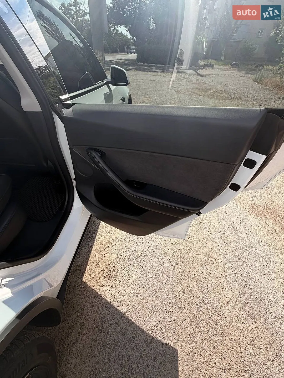 2021 Tesla Model Y - мініатюра 39