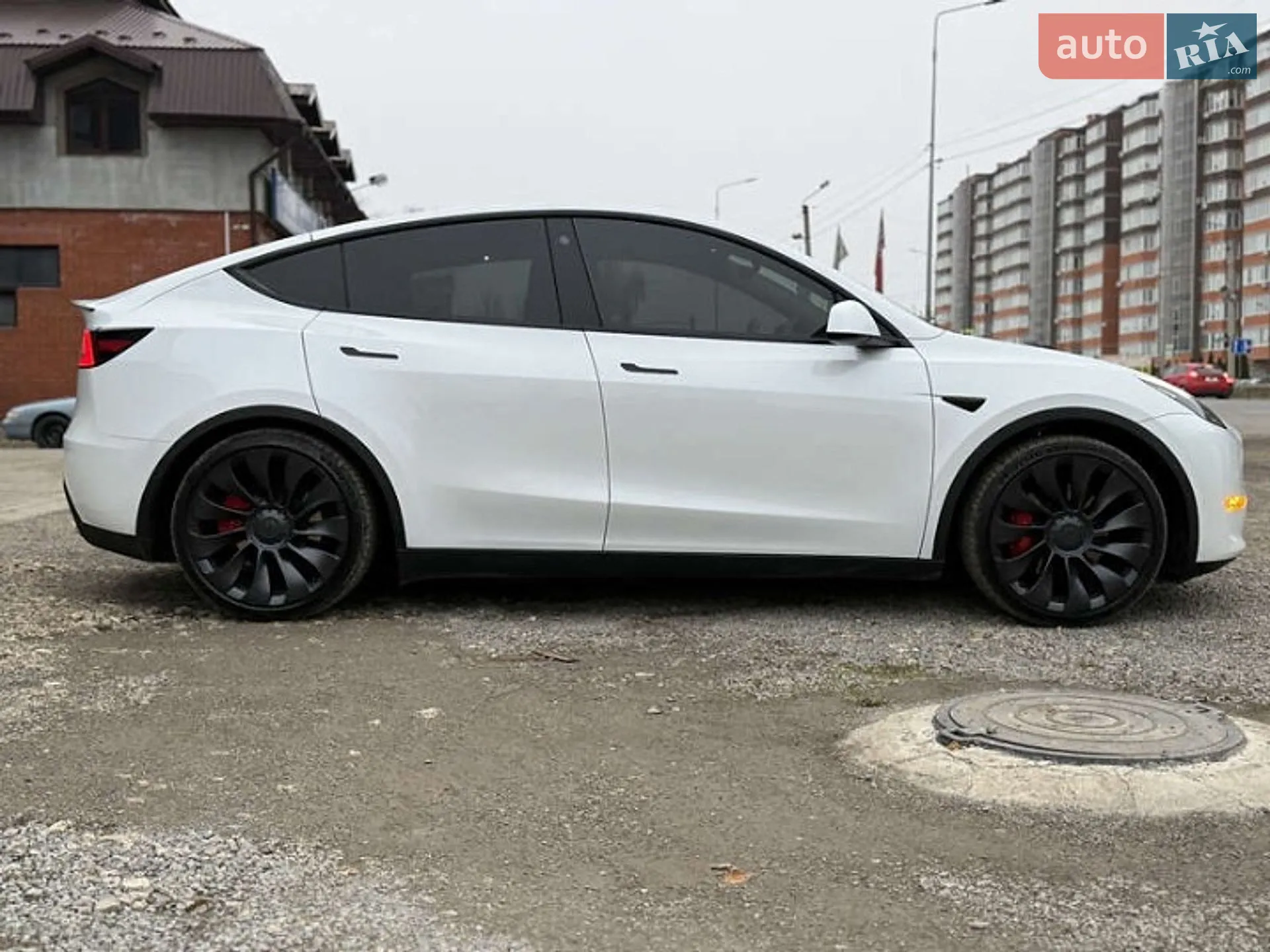 2023 Tesla Model Y - мініатюра 3
