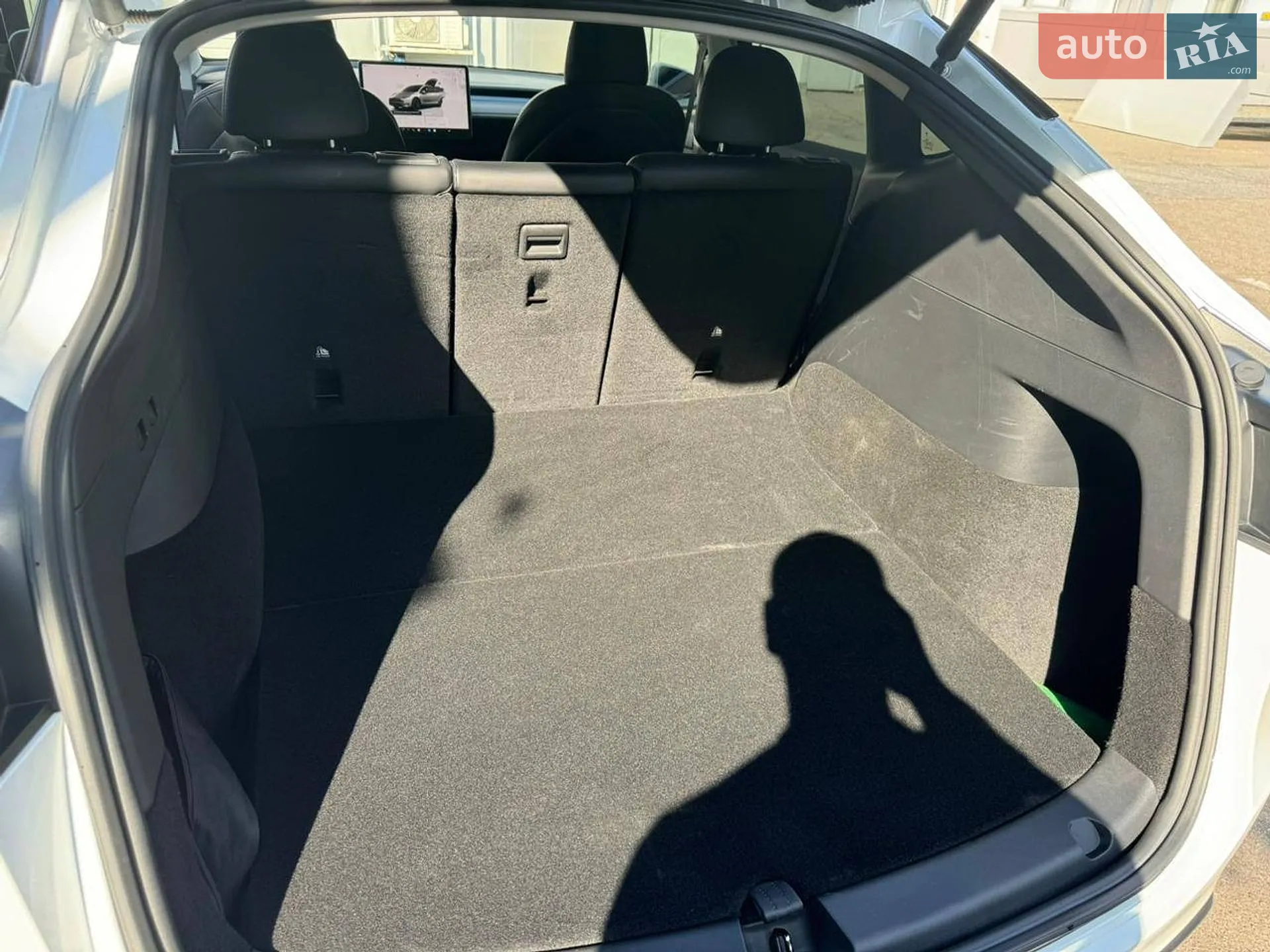2022 Tesla Model Y - мініатюра 9