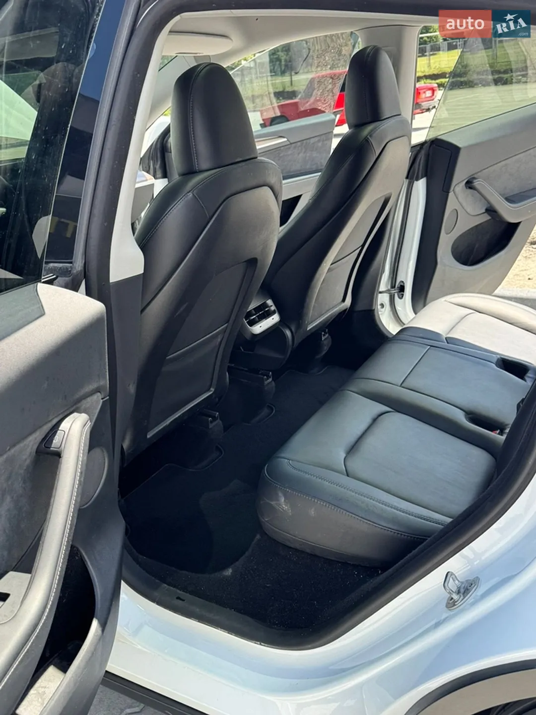 2023 Tesla Model Y - мініатюра 5