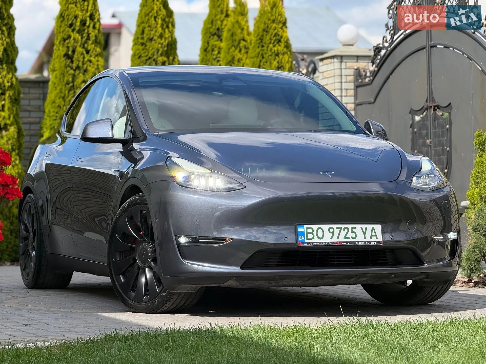 2022 Tesla Model Y - мініатюра 3