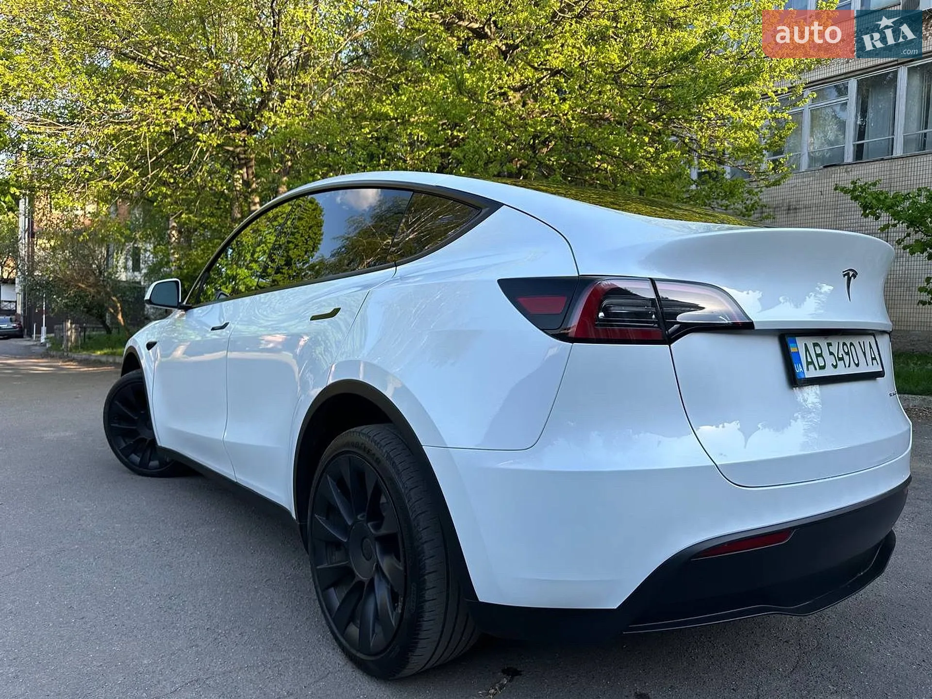 2024 Tesla Model Y - мініатюра 6