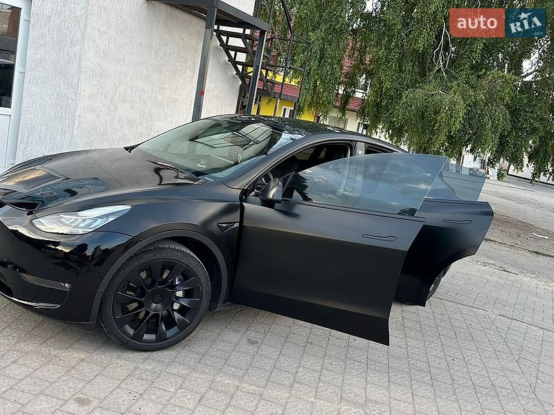 Внедорожник / Кроссовер Tesla Model Y 2021 в Бродах