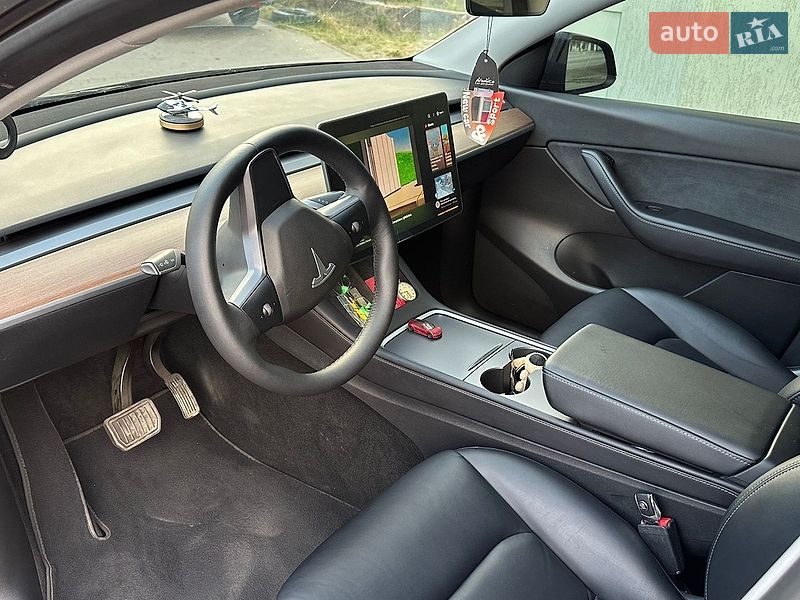 Внедорожник / Кроссовер Tesla Model Y 2021 в Бродах
