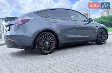 Позашляховик / Кросовер Tesla Model Y 2023 в Харкові фото 4 Позашляховик / Кросовер Tesla Model Y 2023 в Харкові