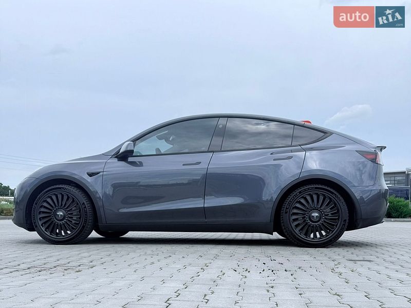 Позашляховик / Кросовер Tesla Model Y 2023 в Харкові фото 6 Позашляховик / Кросовер Tesla Model Y 2023 в Харкові